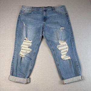 Wild Fable High Rise Distressed Mom Jeans/Capri WMNS 20W Blue Light Wash Cuffed